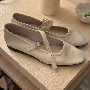 Chic Cream Mary Jane Flats
